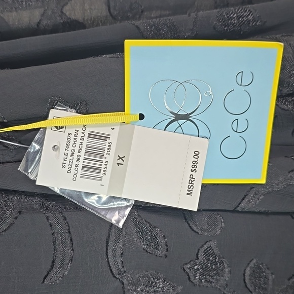 Cece collared neckline long puff sleeve clip dot pattern with texture look 1X. - Picture 9 of 9